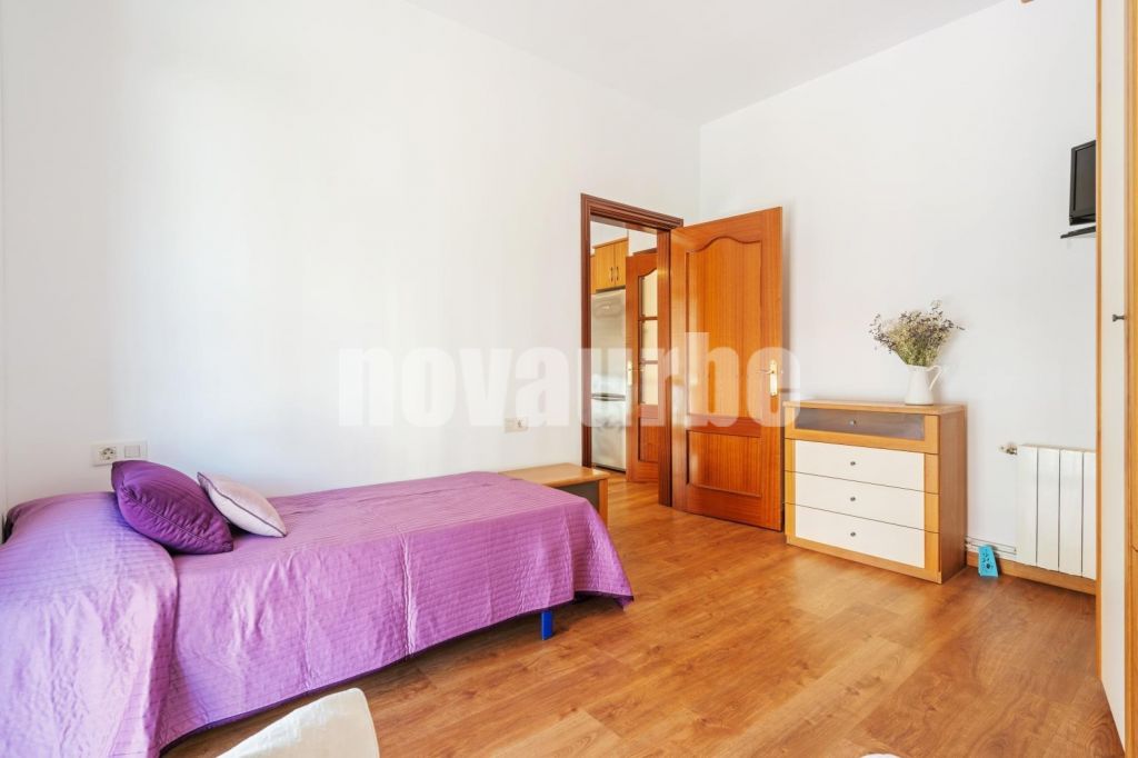 67 sqm flat for sale in El Poblenou, Barcelona