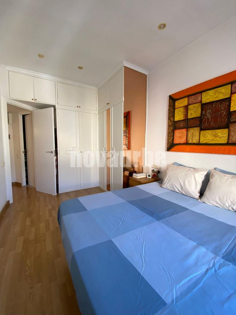 Amplio y Luminoso Piso en La Sagrada Família, Barcelona