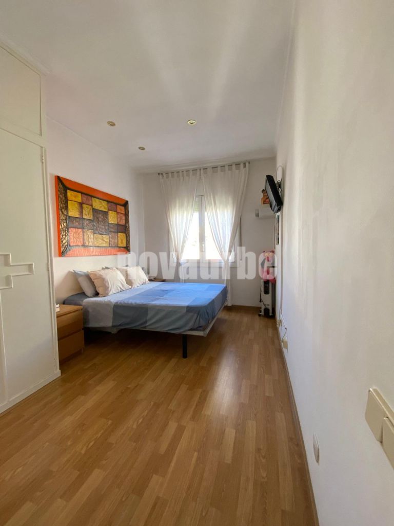 Amplio y Luminoso Piso en La Sagrada Família, Barcelona