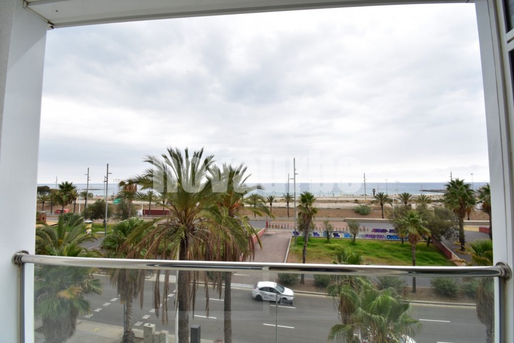 Piso de 116 m² con vistas y terraza en venta en Diagonal Mar/Front Marítim del Poblenou, Barcelona