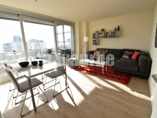 83 sqm flat with pool, views and terrace for sale in Diagonal Mar/Front Marítim del Poblenou, Barcelona