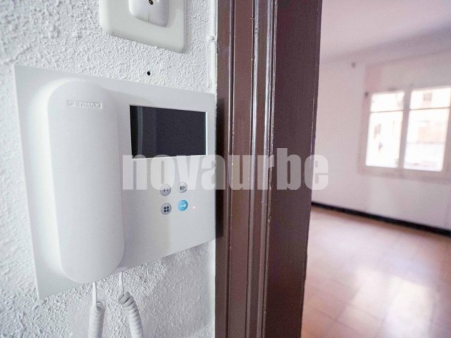 Piso de 90 m² en venta en Sagrada Familia, Barcelona