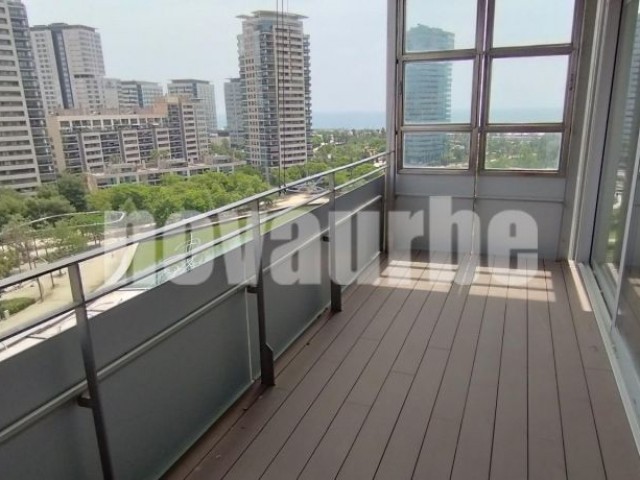 Piso de 106 m² con piscina, vistas y terraza en venta en Dreta de l