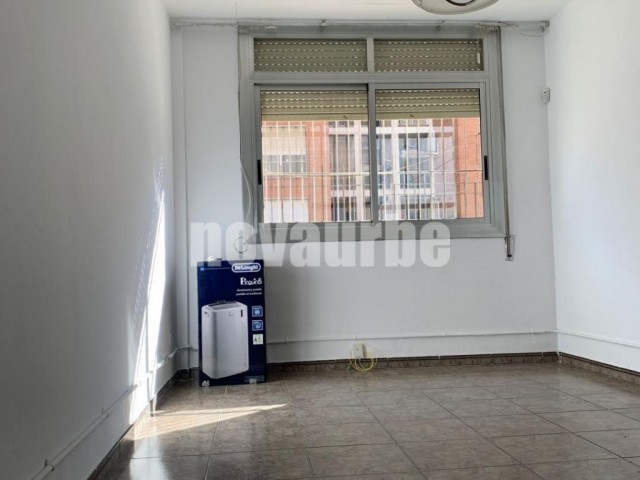 Piso de 73 m² en venta en Porta, Barcelona