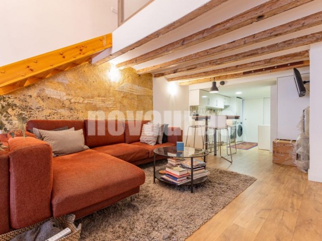 Locaux commerciaux de 93 m² à vendre à Rambla, Barcelona