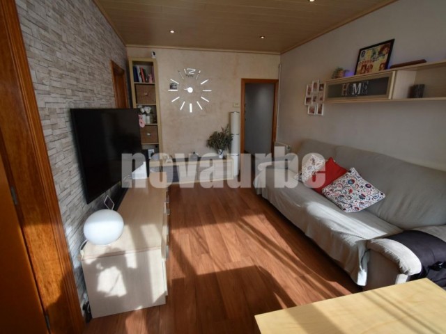 EXCELENTE PISO EN POBLENOU ORIENTADO A MAR!