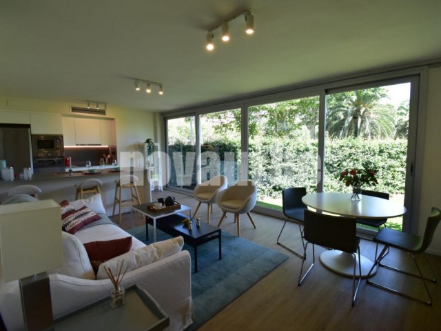 94 sqm flat with pool for sale in Diagonal Mar i el Front Marítim del Poblenou, Barcelona