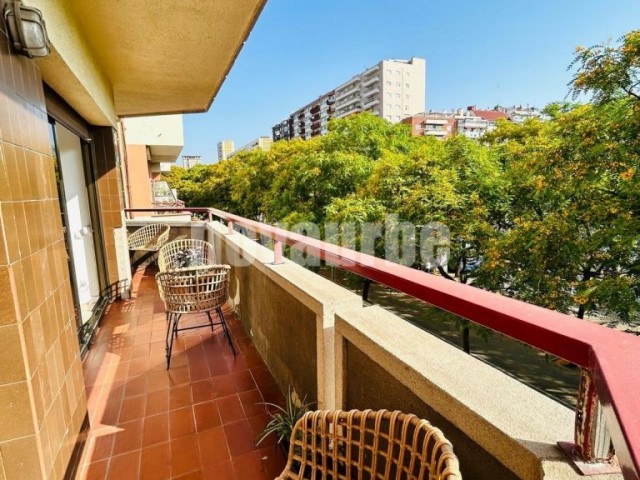 Exclusivo Apartamento en La Nova Esquerra de l