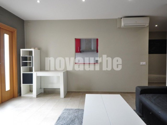 51 sqm flat for sale in El Poblenou, Barcelona