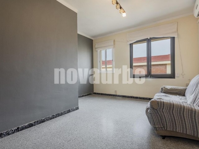 47 sqm flat for sale in Horta, Barcelona
