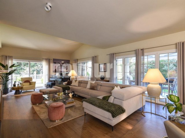 Casa de 493 m² con piscina y vistas en venta en Cavall Bernat, Matadepera