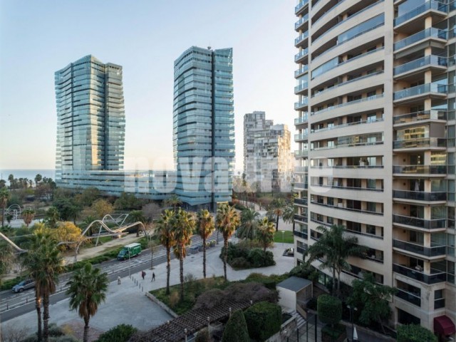 Piso de 141 m² con piscina, vistas y terraza en venta en Diagonal Mar i el Front Marítim del Poblenou, Barcelona