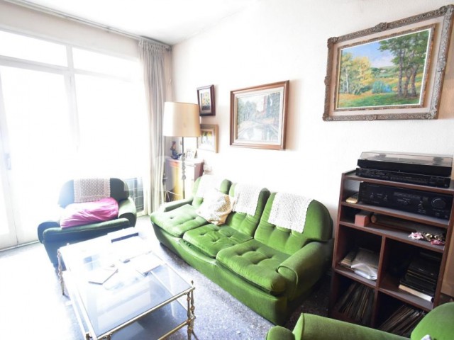 104 sqm flat for sale in Dreta de l