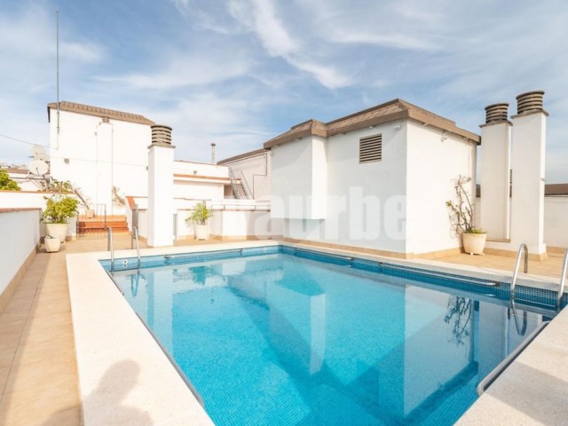 Piso de 112 m² con piscina en venta en Vallcarca i els Penitents, Barcelona