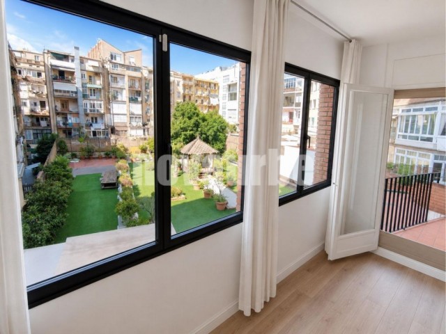 Piso de 128 m² en venta en Sant Antoni, Barcelona