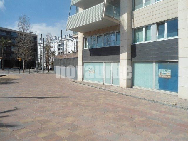 103 sqm commercial for sale in Forum, Sant Adrià de Besòs