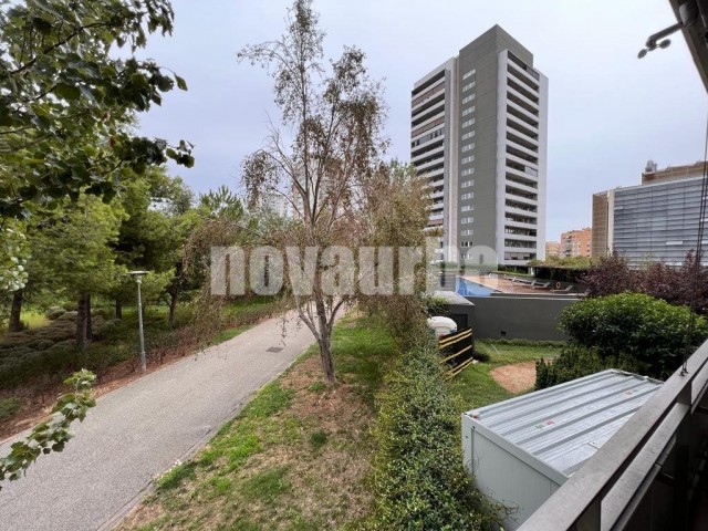 64 sqm flat with pool and terrace for sale in Diagonal Mar/Front Marítim del Poblenou, Barcelona
