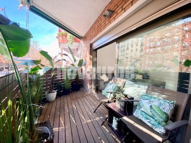 Appartement de 90 m² à vendre à Sant Antoni, Barcelona