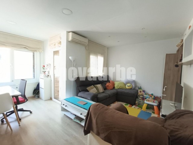 70 sqm flat for sale in Eixample, Barcelona